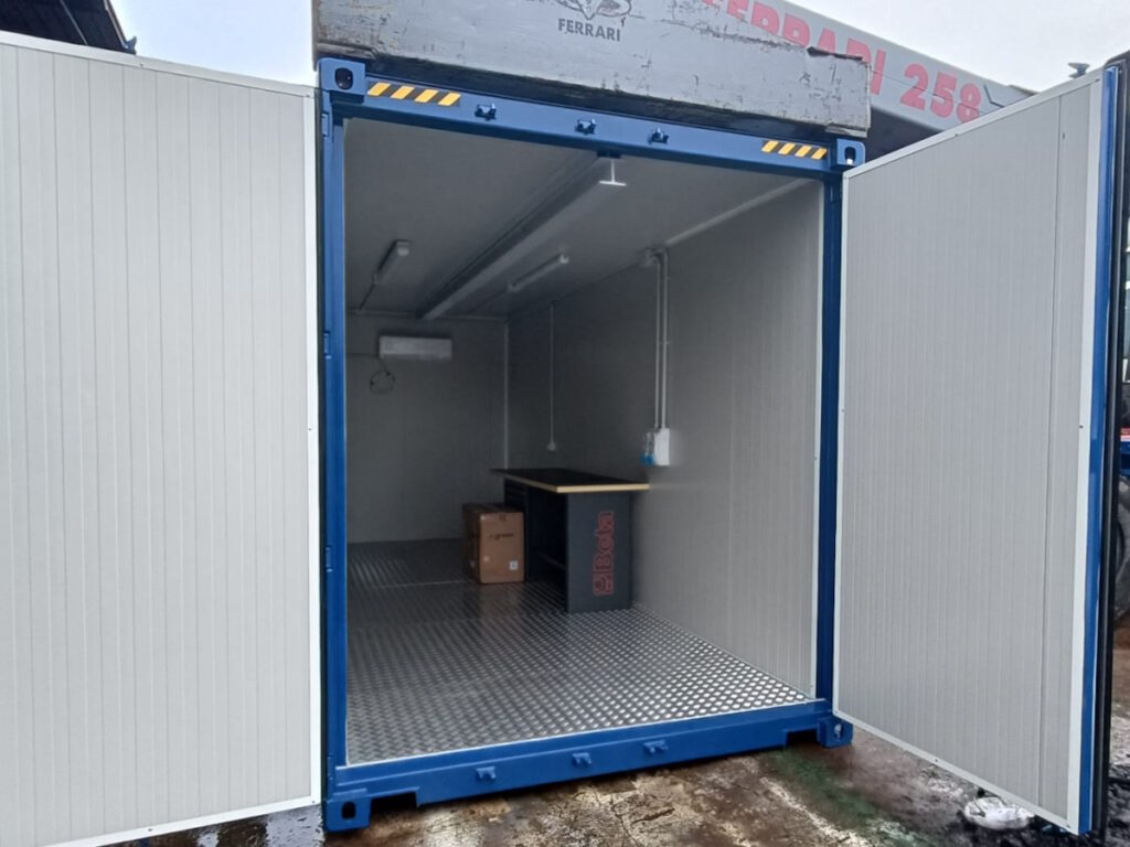 Container officina 20' box mobile paranco banco lavoro utensili